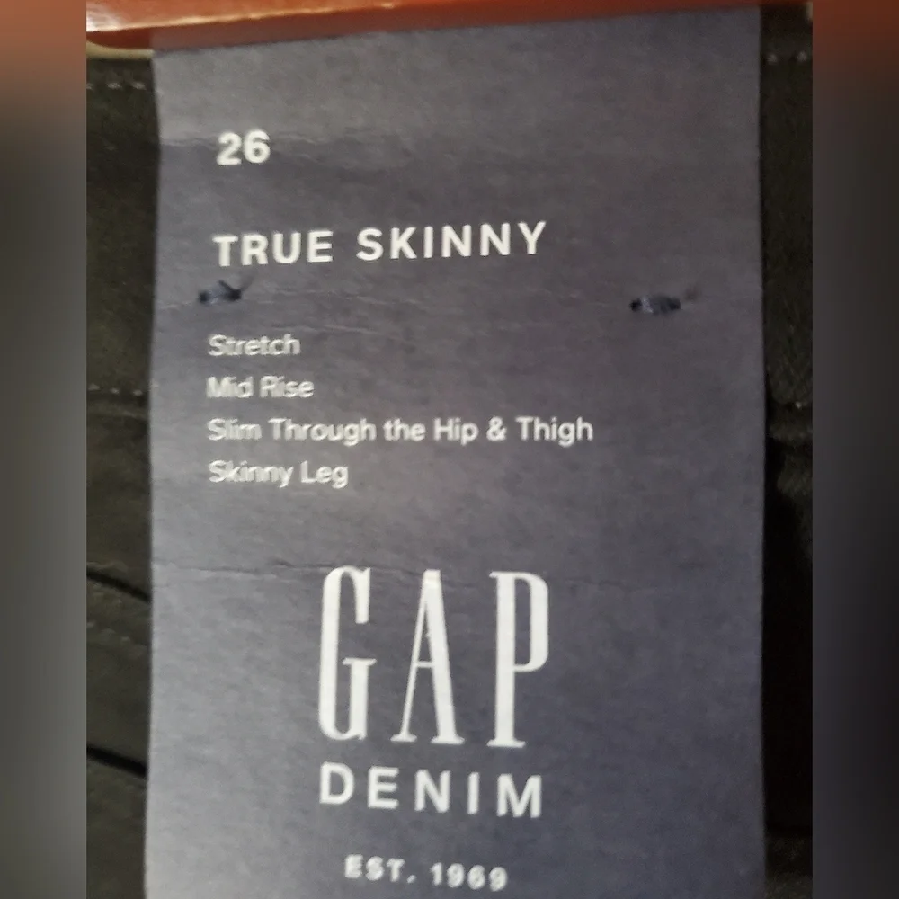 GAP Mid Rise Sculpt True Skinny Ankle Jeans Black Stretch Size 26/2 RT$99 NWT